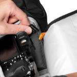 Camera BackPack Lowepro Fastpack BP 250 AW III LP37333 PWW QuickDoor Clasp RGB